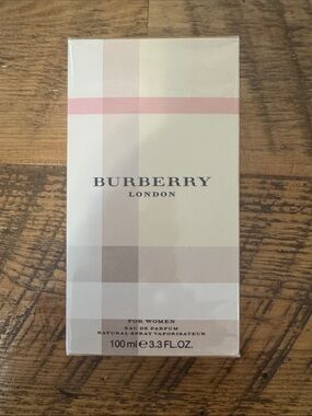 Burberry London for Women - Pink & Beige Box
